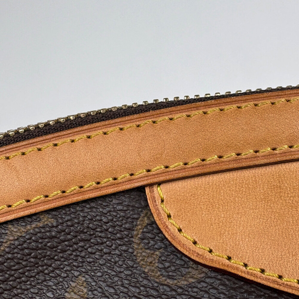 LOUIS VUITTON Authentic Brown Monogram Bag - Picture 5 of 10